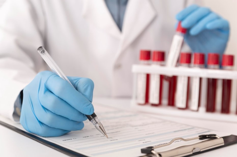 Become a Vital Link: Demystifying Pharmacy Technician Certification